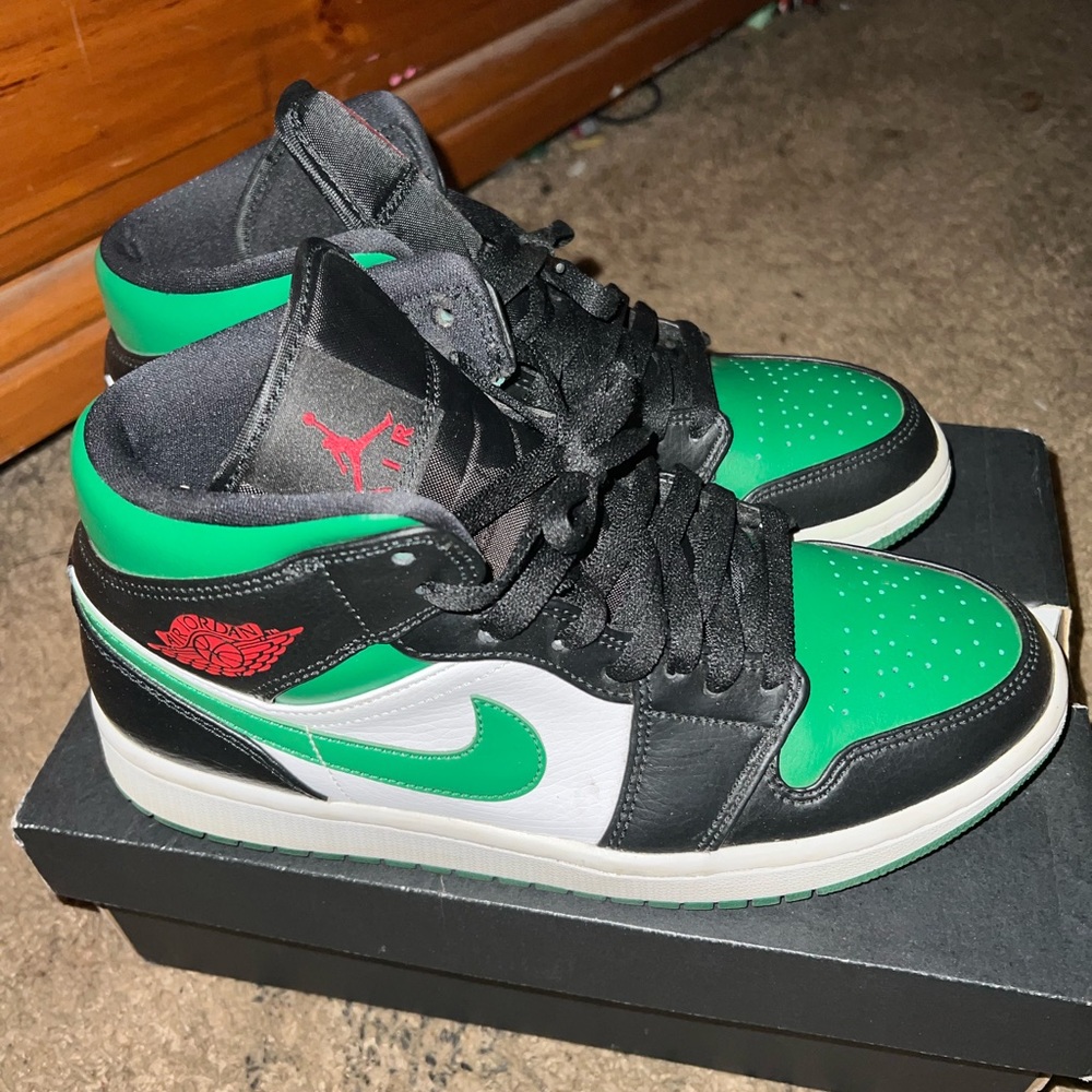 Air Jordan 1 mid pine green-2020